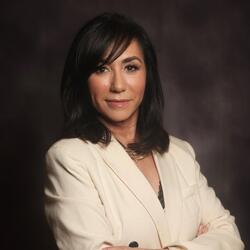 Lola  Calderón